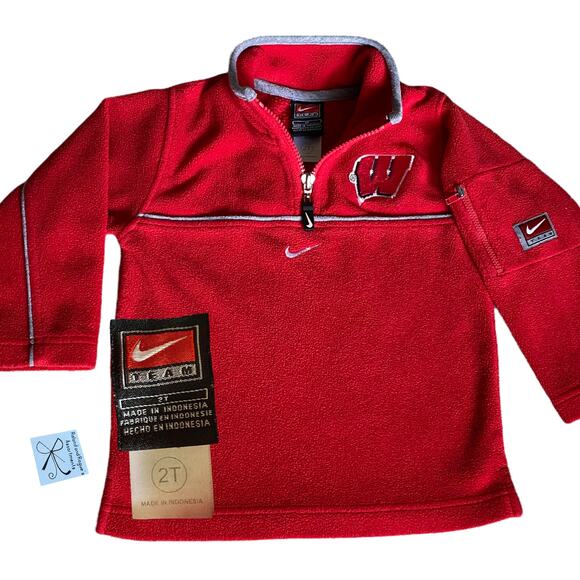 Nike Team Wisconsin Badgers 3/4 Zip Fleece Pullover Kids Sz 2T - Picture 1 of 10